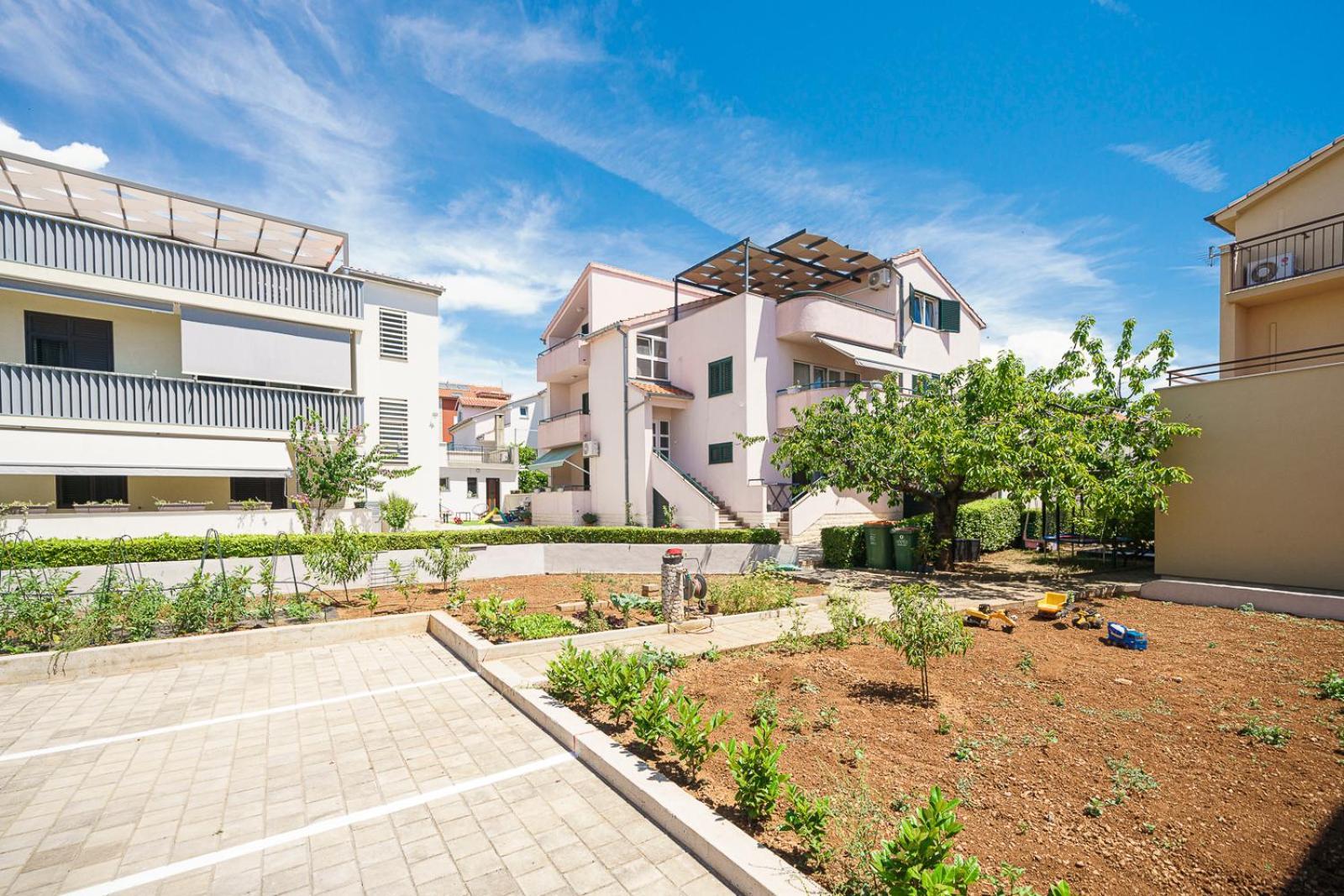 Family Petrov Apartments โวดีเซ ภายนอก รูปภาพ